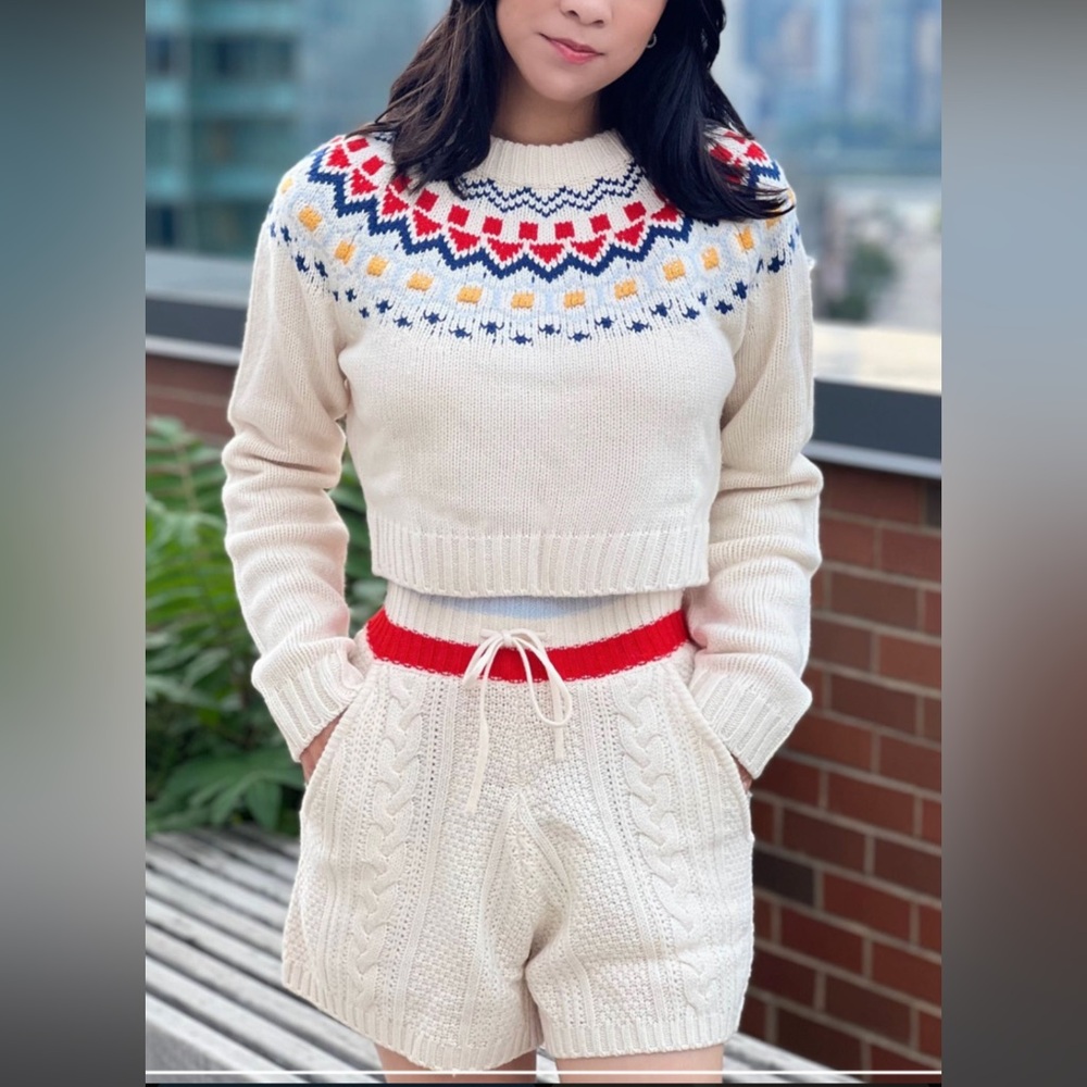 SOLID & STRIPED The Carly Pullover Crew Neck Sweater
